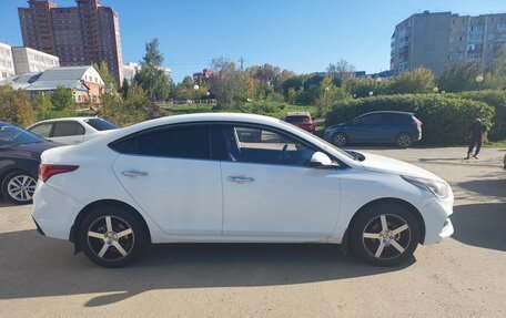 Hyundai Solaris II рестайлинг, 2019 год, 1 250 000 рублей, 3 фотография