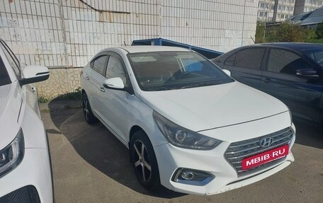 Hyundai Solaris II рестайлинг, 2019 год, 1 250 000 рублей, 2 фотография