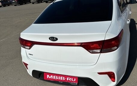 KIA Rio IV, 2019 год, 1 300 000 рублей, 6 фотография