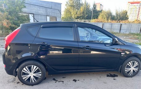 Hyundai Solaris II рестайлинг, 2013 год, 790 000 рублей, 2 фотография