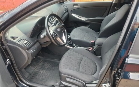 Hyundai Solaris II рестайлинг, 2014 год, 825 000 рублей, 11 фотография