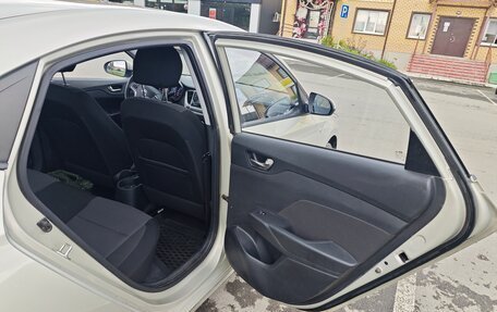 Hyundai Solaris II рестайлинг, 2019 год, 1 280 000 рублей, 22 фотография