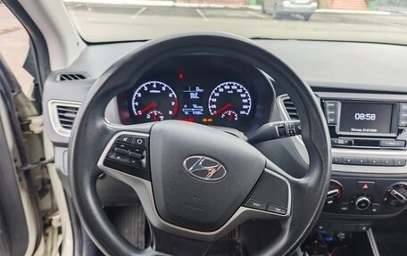 Hyundai Solaris II рестайлинг, 2019 год, 1 280 000 рублей, 14 фотография
