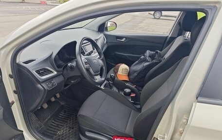 Hyundai Solaris II рестайлинг, 2019 год, 1 280 000 рублей, 11 фотография