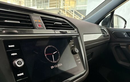 Volkswagen Tiguan II, 2023 год, 3 650 000 рублей, 14 фотография