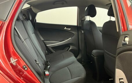Hyundai Solaris II рестайлинг, 2014 год, 1 000 000 рублей, 11 фотография