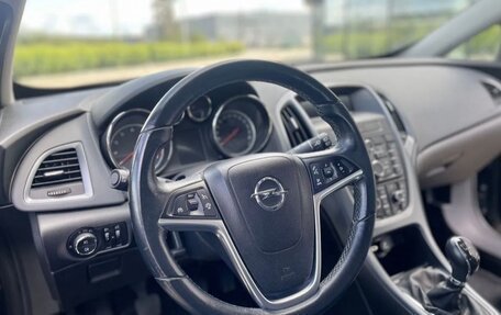 Opel Astra J, 2012 год, 1 050 000 рублей, 21 фотография