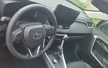 Toyota RAV4, 2025 год, 5 700 000 рублей, 6 фотография