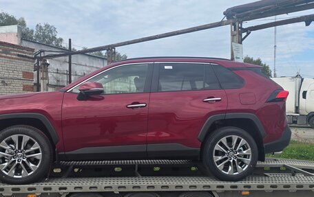 Toyota RAV4, 2025 год, 5 700 000 рублей, 3 фотография