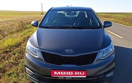 KIA Rio III рестайлинг, 2015 год, 960 000 рублей, 5 фотография