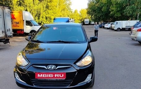 Hyundai Solaris II рестайлинг, 2011 год, 695 000 рублей, 5 фотография