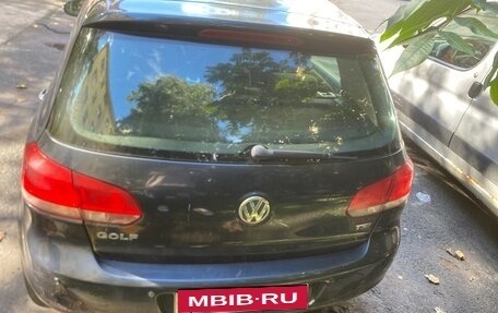 Volkswagen Golf VI, 2010 год, 650 000 рублей, 1 фотография