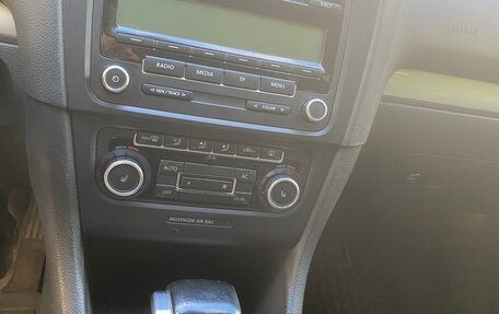 Volkswagen Golf VI, 2010 год, 650 000 рублей, 9 фотография