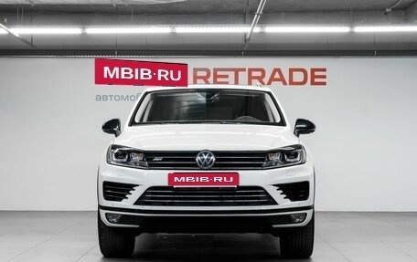 Volkswagen Touareg III, 2017 год, 3 650 000 рублей, 3 фотография