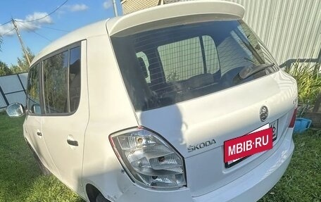 Skoda Fabia II, 2013 год, 411 000 рублей, 3 фотография