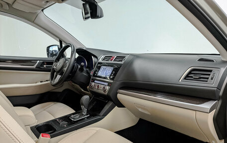 Subaru Outback IV рестайлинг, 2017 год, 3 390 000 рублей, 13 фотография