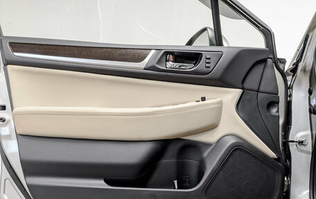 Subaru Outback IV рестайлинг, 2017 год, 3 390 000 рублей, 19 фотография