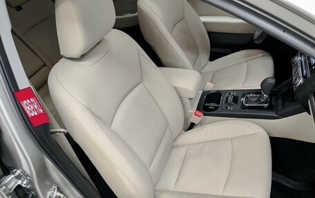 Subaru Outback IV рестайлинг, 2017 год, 3 390 000 рублей, 24 фотография