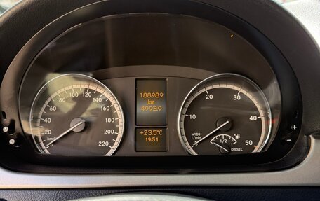 Mercedes-Benz Viano, 2012 год, 2 100 000 рублей, 8 фотография