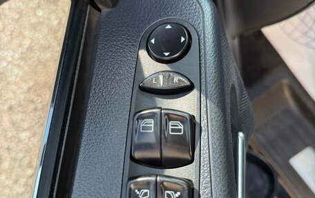 Mercedes-Benz Viano, 2012 год, 2 100 000 рублей, 11 фотография