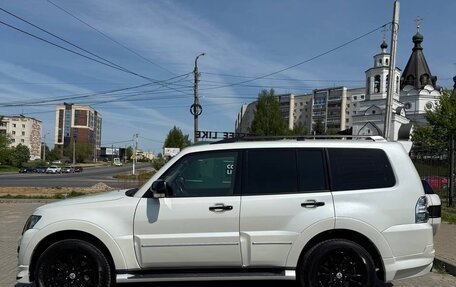 Mitsubishi Pajero IV, 2020 год, 3 600 000 рублей, 6 фотография