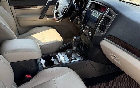 Mitsubishi Pajero IV, 2020 год, 3 600 000 рублей, 9 фотография