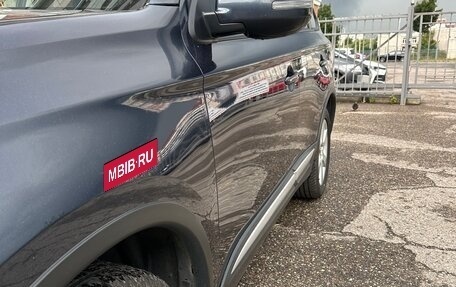 Mitsubishi Outlander III рестайлинг 3, 2018 год, 1 670 000 рублей, 6 фотография