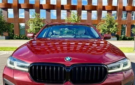 BMW 5 серия, 2021 год, 6 000 000 рублей, 6 фотография
