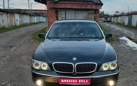BMW 7 серия, 2004 год, 530 000 рублей, 1 фотография