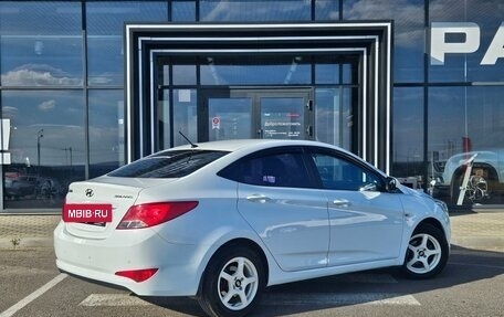 Hyundai Solaris II рестайлинг, 2015 год, 904 000 рублей, 4 фотография