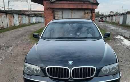 BMW 7 серия, 2004 год, 530 000 рублей, 2 фотография