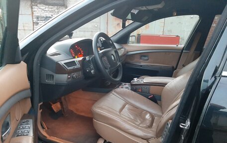 BMW 7 серия, 2004 год, 530 000 рублей, 8 фотография
