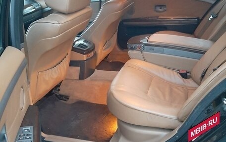 BMW 7 серия, 2004 год, 530 000 рублей, 13 фотография