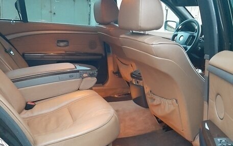 BMW 7 серия, 2004 год, 530 000 рублей, 12 фотография