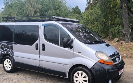 Renault Trafic, 2002 год, 1 180 000 рублей, 12 фотография