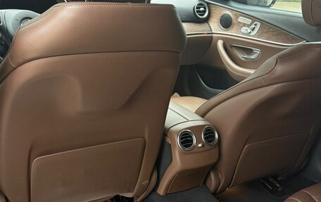 Mercedes-Benz E-Класс, 2016 год, 2 400 000 рублей, 8 фотография