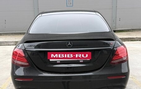 Mercedes-Benz E-Класс, 2016 год, 2 400 000 рублей, 9 фотография