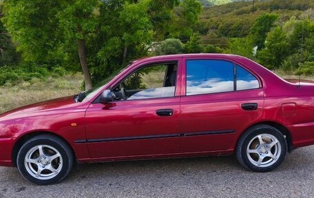 Hyundai Accent II, 2004 год, 244 000 рублей, 2 фотография