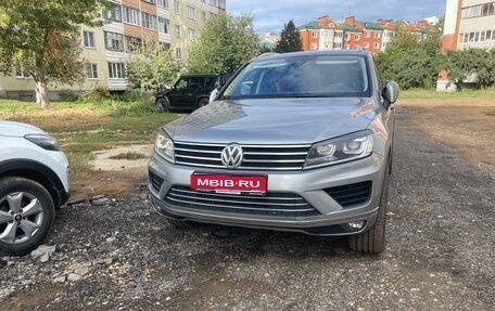 Volkswagen Touareg III, 2015 год, 2 430 000 рублей, 1 фотография