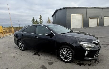 Toyota Camry, 2017 год, 2 650 000 рублей, 5 фотография