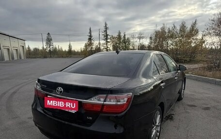 Toyota Camry, 2017 год, 2 650 000 рублей, 11 фотография