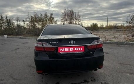 Toyota Camry, 2017 год, 2 650 000 рублей, 10 фотография