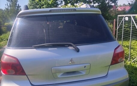 Mitsubishi Outlander III рестайлинг 3, 2007 год, 450 000 рублей, 2 фотография