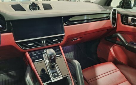 Porsche Cayenne III, 2021 год, 10 500 000 рублей, 24 фотография