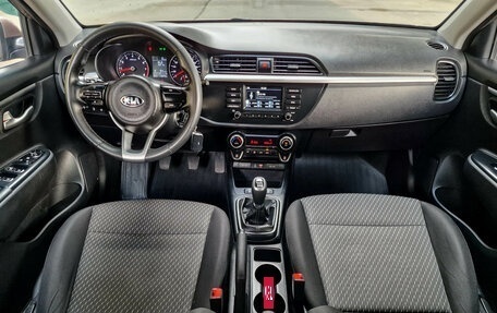 KIA Rio IV, 2019 год, 1 299 500 рублей, 9 фотография