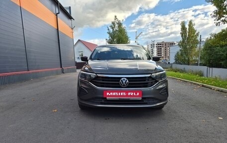 Volkswagen Polo VI (EU Market), 2021 год, 1 250 000 рублей, 2 фотография
