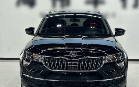 Skoda Karoq I, 2023 год, 2 700 000 рублей, 3 фотография