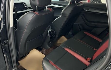 Skoda Karoq I, 2023 год, 2 700 000 рублей, 18 фотография