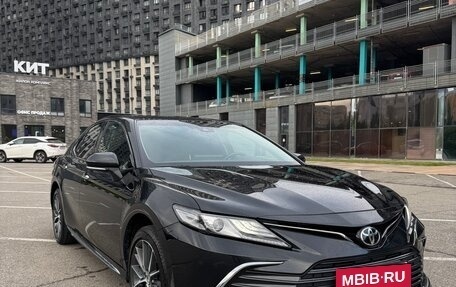 Toyota Camry, 2023 год, 3 743 000 рублей, 6 фотография