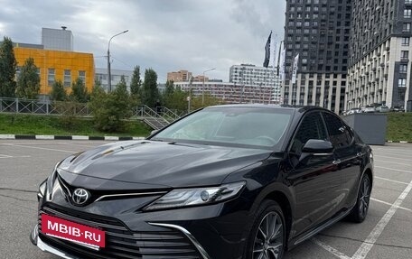 Toyota Camry, 2023 год, 3 743 000 рублей, 21 фотография